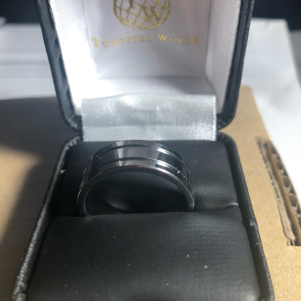 Men’s & Women’s Tungsten Rings
